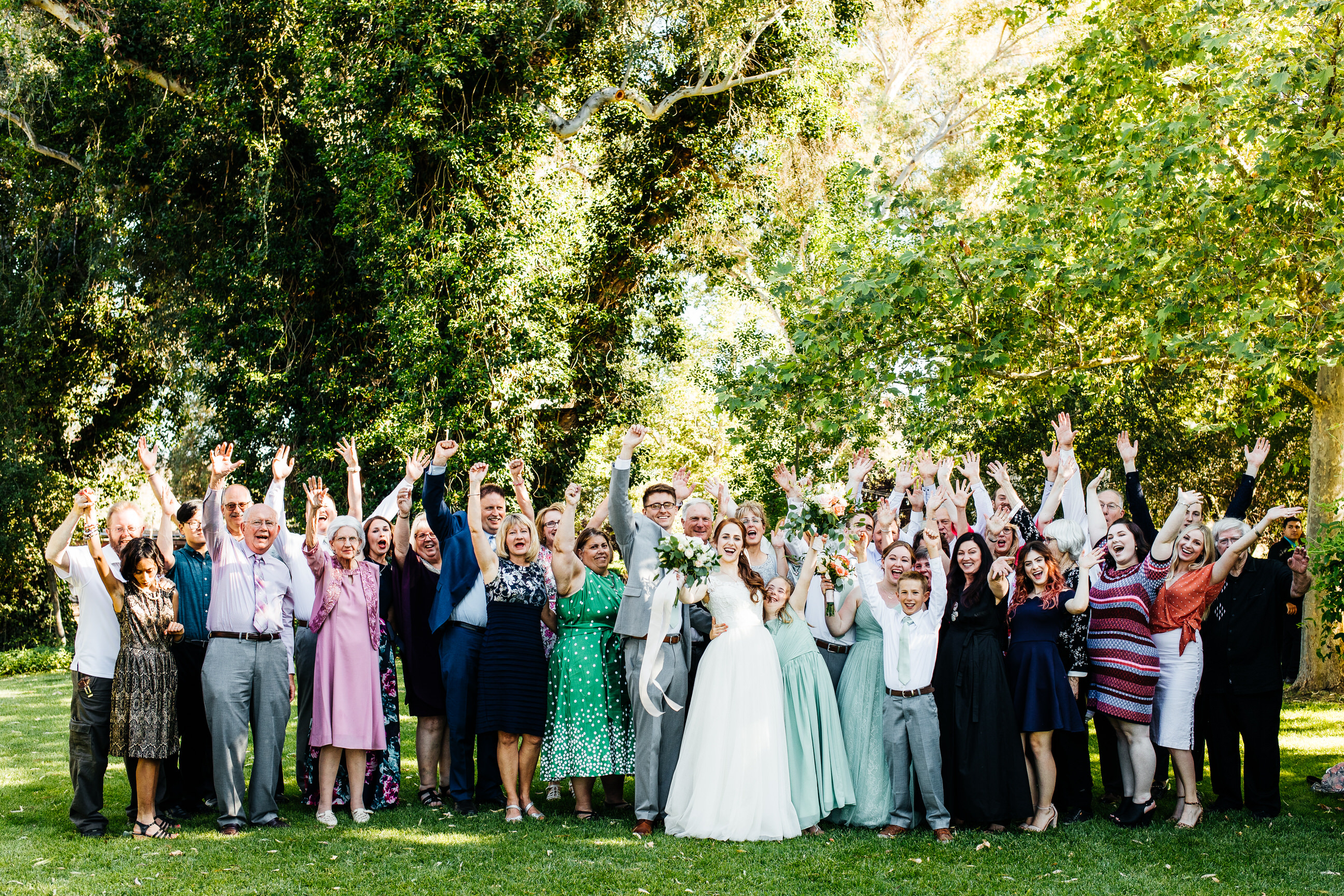 wedding photographer erin marton group pic