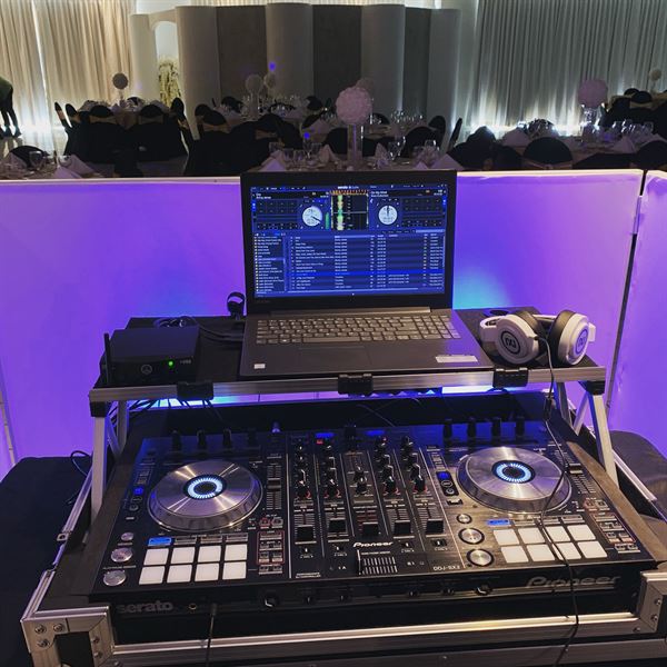 DJ MIKE ENT DJ setup