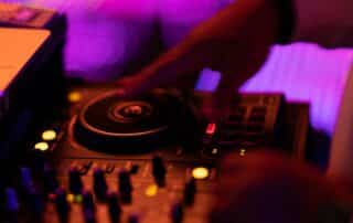 DJ mixer and hand