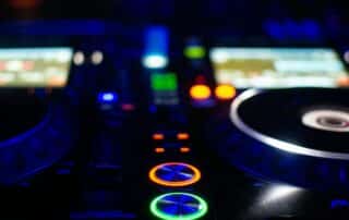 DJ slipmat with a aesthetic button colors