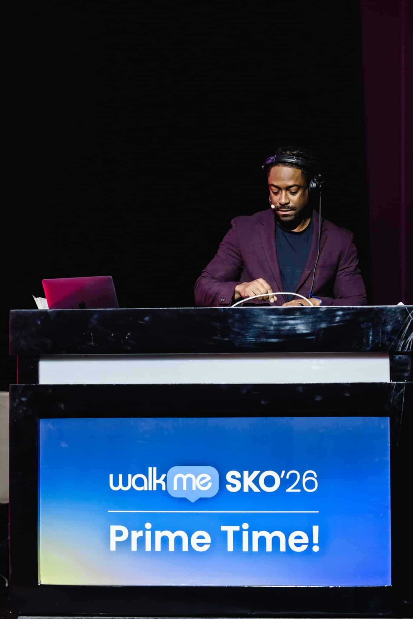 Corporate event DJ Will Gill DJing at a WalkMe event